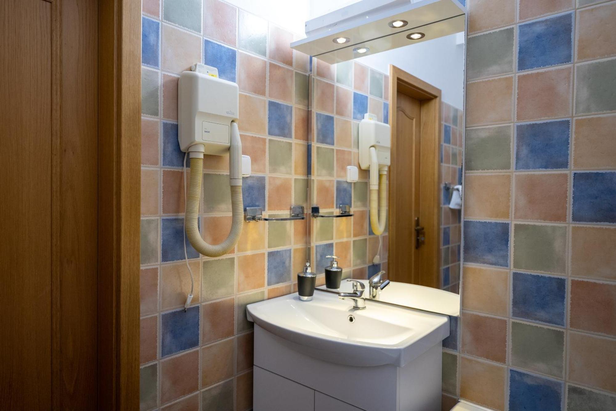 Hotel Rustikal Hustopece - U Mandlonovych Sadu Room photo